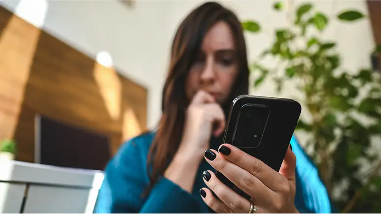 Proteggi smartphone e tablet aziendali in pochi passaggi e in tutta sicurezza.
