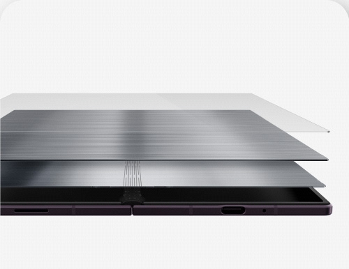 Quanto è resistente Galaxy Z Fold8 Ultra? Il doppio strato in titanio, Armor Aluminum e Corning® Gorilla® Glass proteggono Galaxy Z Fold8 Ultra.